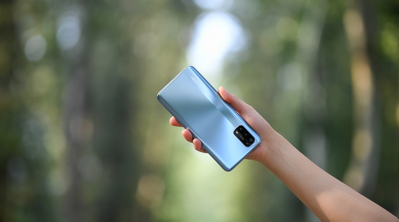 realme 7 Pro smartphone